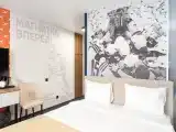 Стандарт ХК Металлург с двуспальной кроватью