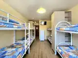 Койко-место в мужском номере на 8 человек
