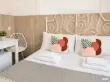 8 Улучшенный с двуспальной кроватью и ванной