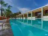 SEA VILLAGE SUITE SWIM UP