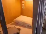 Верхнее место в многоместном капсульном номере (10 мест)