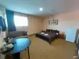 Кoмфoрт с двуспальнoй крoватью