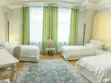 Трехместный с разными кроватями