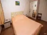 Четырехместный "Семейный" двухкомнатный с большой кроватью и диваном