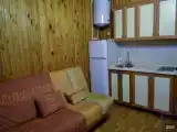 Коттедж c 1 комнатой с красивым видом из окна