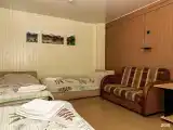 3 КОРПУС семейный номер (3 кровати/кровать, диван, кресло)