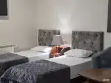 Джуниор сюит номер с балконом  и  видом на горы 