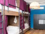 Капсула в мужском 10 местном номере