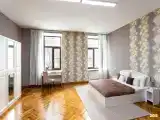 Двухместный номер Superior с видом на город (двуспальная кровать)
