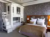 Семейный