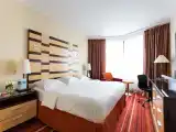Классический на клубном этаже