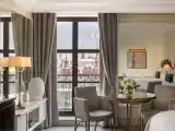Клубный номер с видом на башни Кремля с двумя кроватями Double и доступом в The Carlton Club