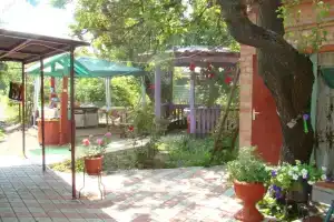 Гостевой дом на Блюхера 27, Ейск