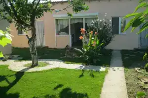 Благоустроенный домик