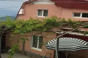 Коттедж, Никита