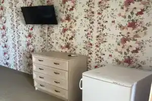 Эллинг 42 "На Набережной 12", Коктебель