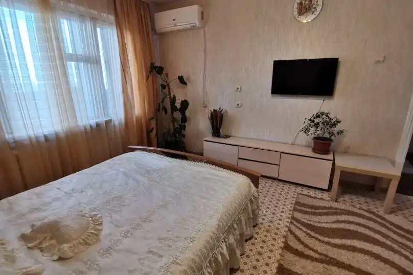 Квартира у МНТК Микрохирургия глаза, Волгоград