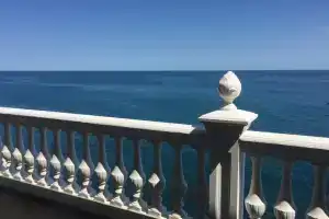 Апартаменты у моря, Алупка