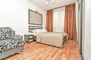 Квартиры посуточно на Стачек 4, Екатеринбург