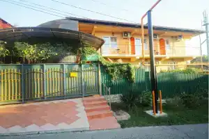 «На Весенней 10» в центре