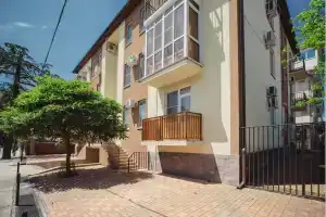 Квартиры посуточно на Луначарского 5, Адлер