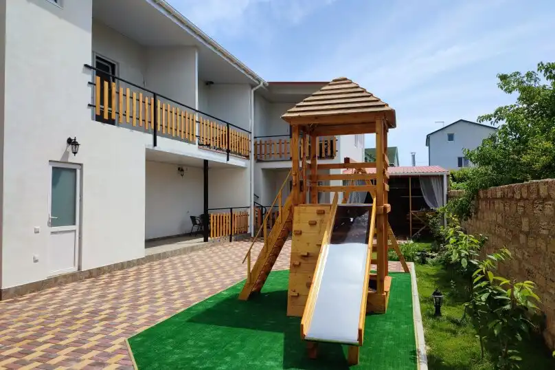 Гостевой Дом «Deily», Заозёрное