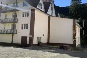 Гостиница на Карачаевской 27, Домбай