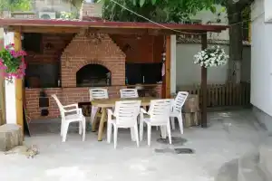 Квартира на земле, Евпатория