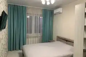 Уютная и комфортабельная 1-ая квартира  "Счастливчик" по ул. Королева 37Б, Набережные Челны