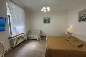 Апартаменты на Чехова 19, Ялта