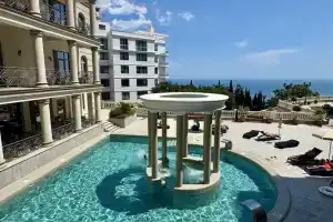 2-х Комнатные Апартаменты с балконом Премиум класса в ЖК «Дипломат», Ялта