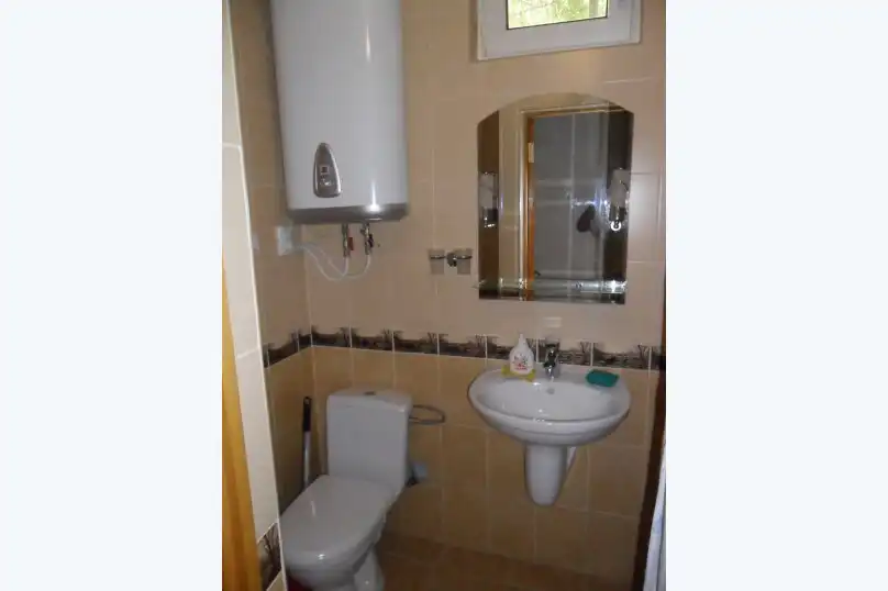 1 км.кв. в частн секторе Алупки - 5