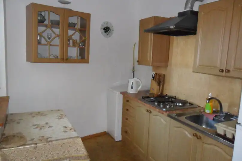1 км.кв. в частн секторе Алупки - 6