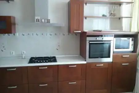 Белых Акаций 1Б - 7