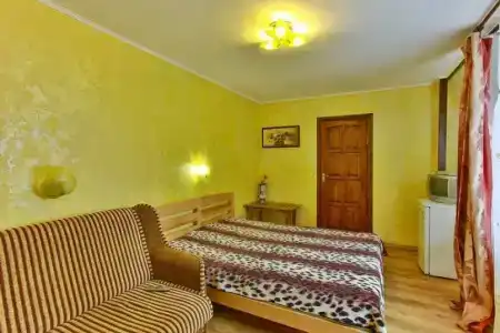На Краснофлотской, 13 - 15