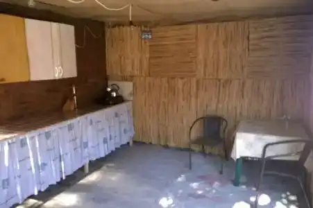 на Набережной 12А