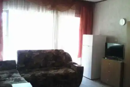 на Набережной 12А - 10