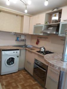 квартира в Адлере Сочи 2-х комнатная на Свердлова 116А - 8