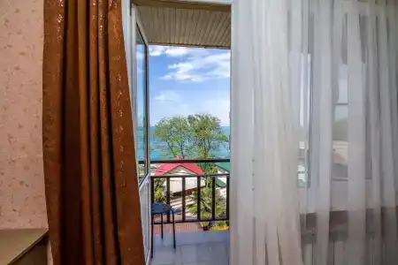 Марин Двор - 13