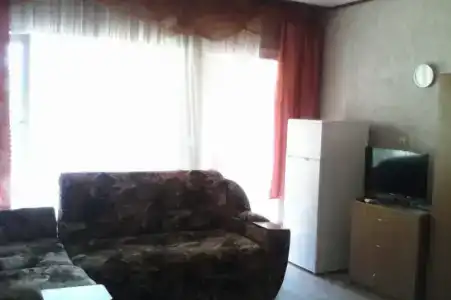 на Набережной 12А - 27