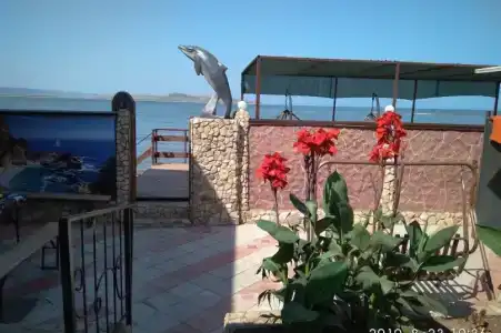 на Набережной 12А - 13