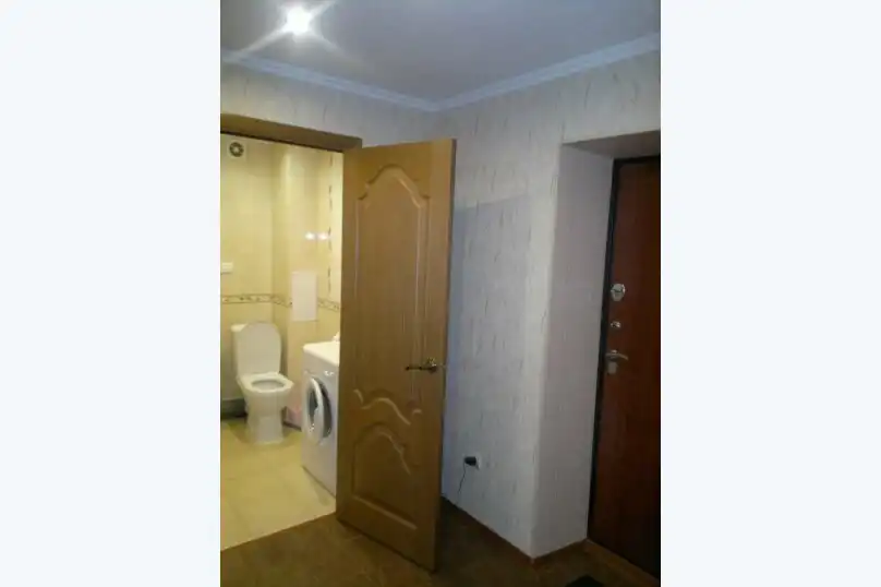 Центр 124с Победы Семейные с балконом Вокзальная дом 77 - 9