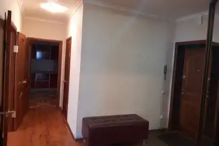 Центр 74 Семейные 2-х комнатные с балконом - 8