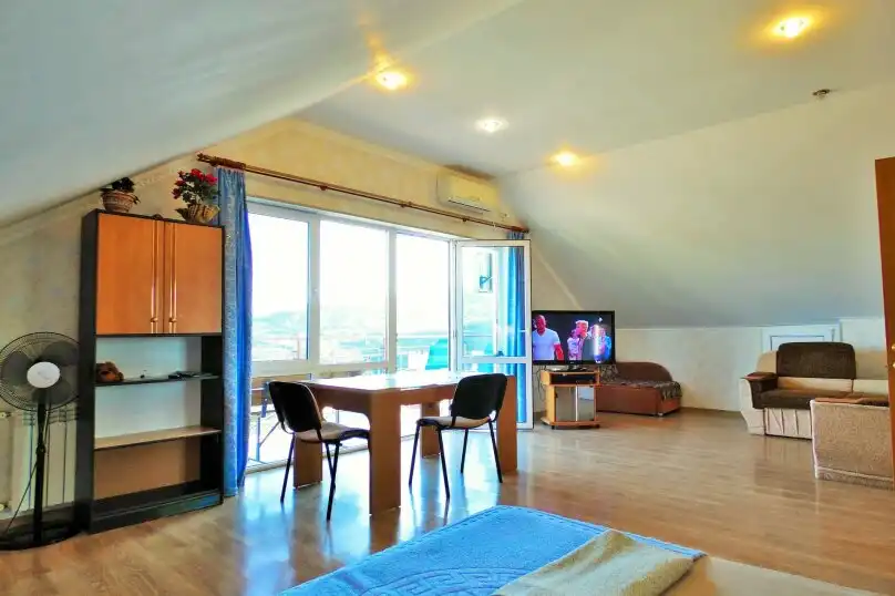 У камина - 53