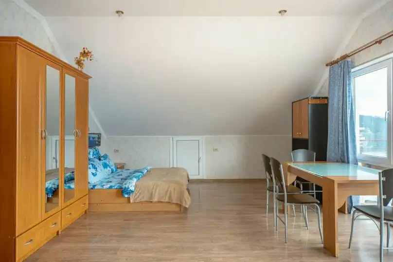 У камина - 68