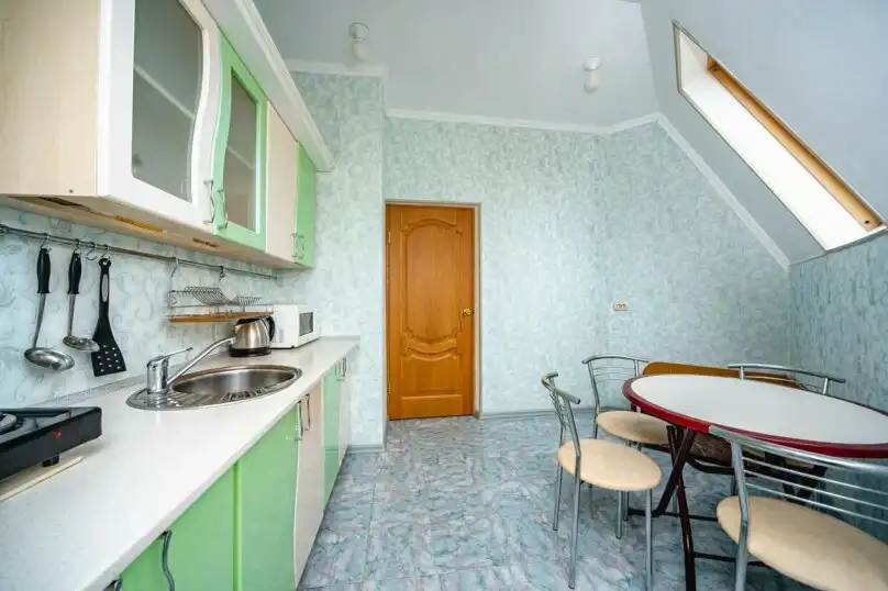 У камина - 77