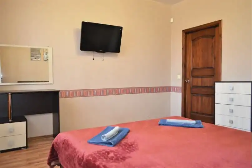 Егорова, 13 - 22