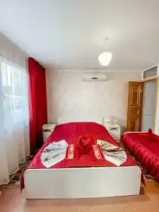 У Виктора - 85