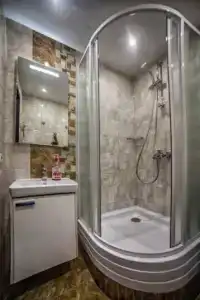 на Николаева - 10