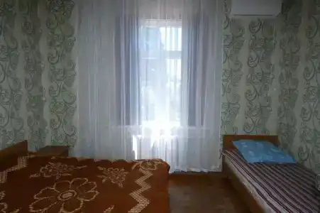 У Карины - 9